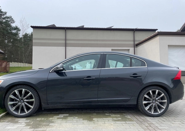 Volvo S60 cena 55555 przebieg: 156000, rok produkcji 2015 z Wieluń małe 92